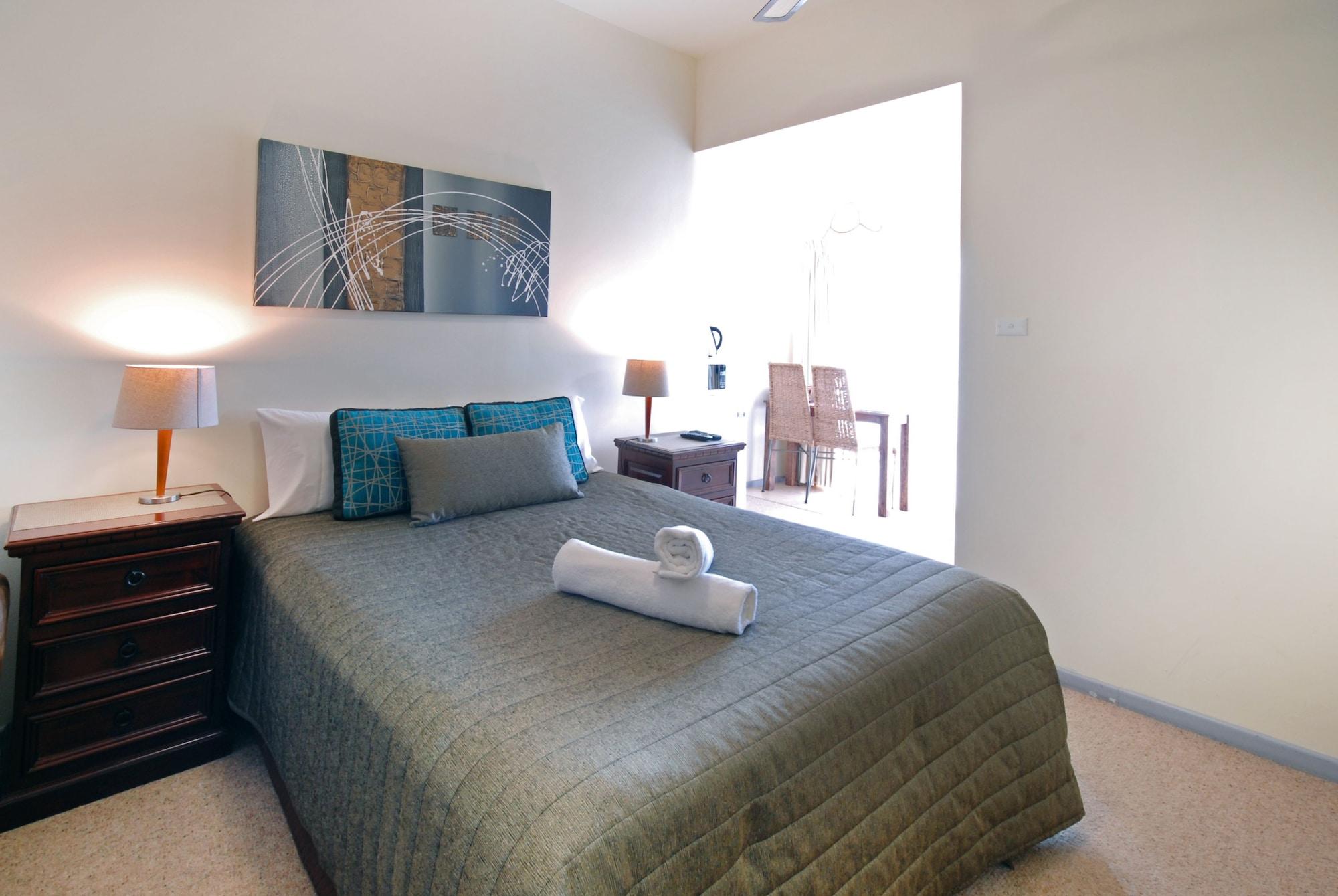 Riverview Boutique Motel Намбакка-Хедс Экстерьер фото