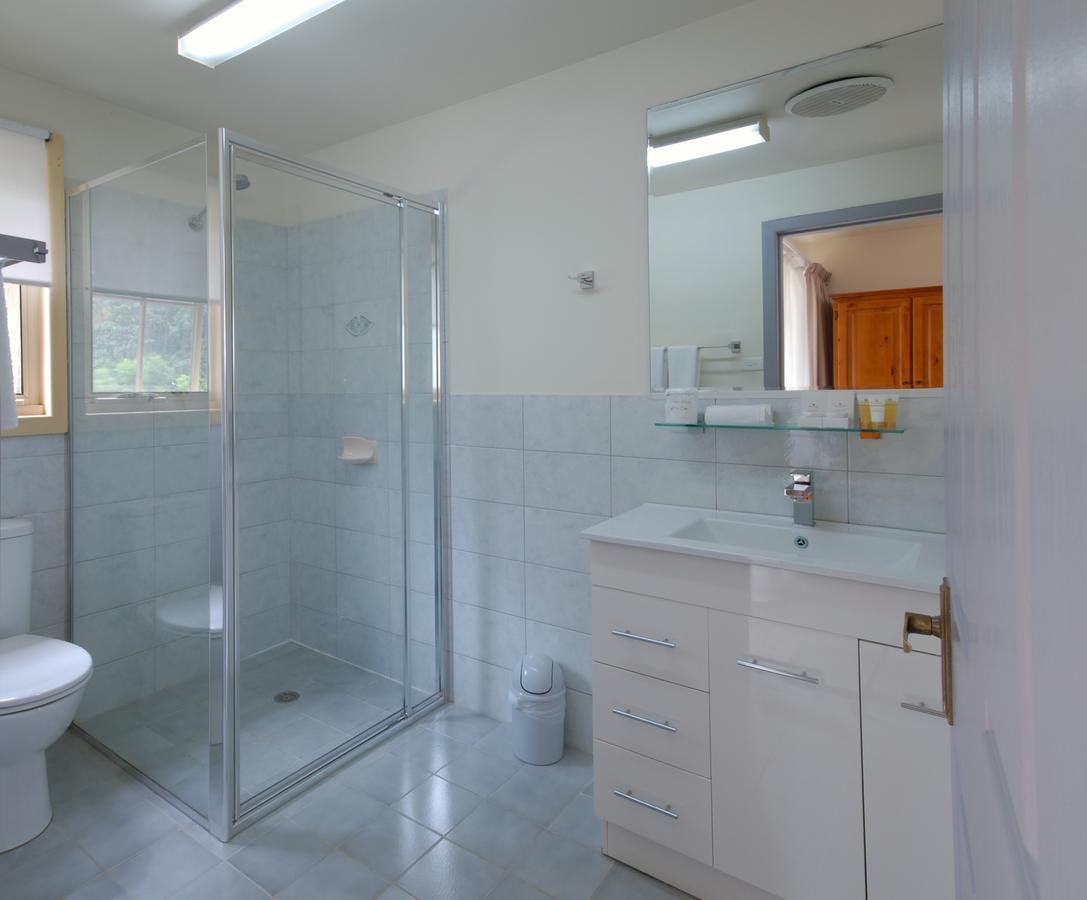 Riverview Boutique Motel Намбакка-Хедс Экстерьер фото